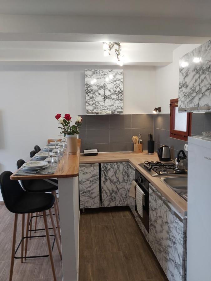 Apartment Jazbina Pola Esterno foto